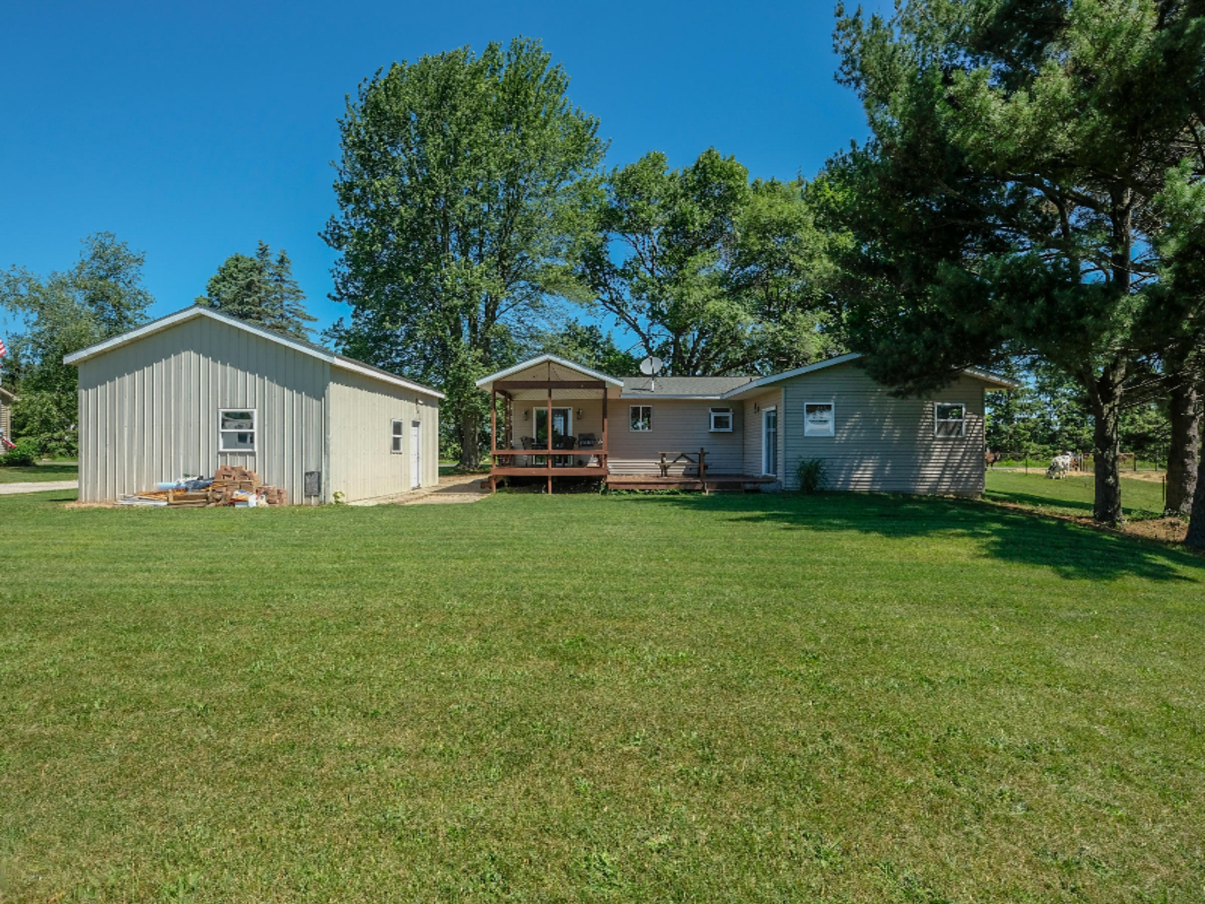 21623 Marcellus Road Three Rivers, MI 49093 - Photo 33 of 36 21623 Marcellue Road-37
