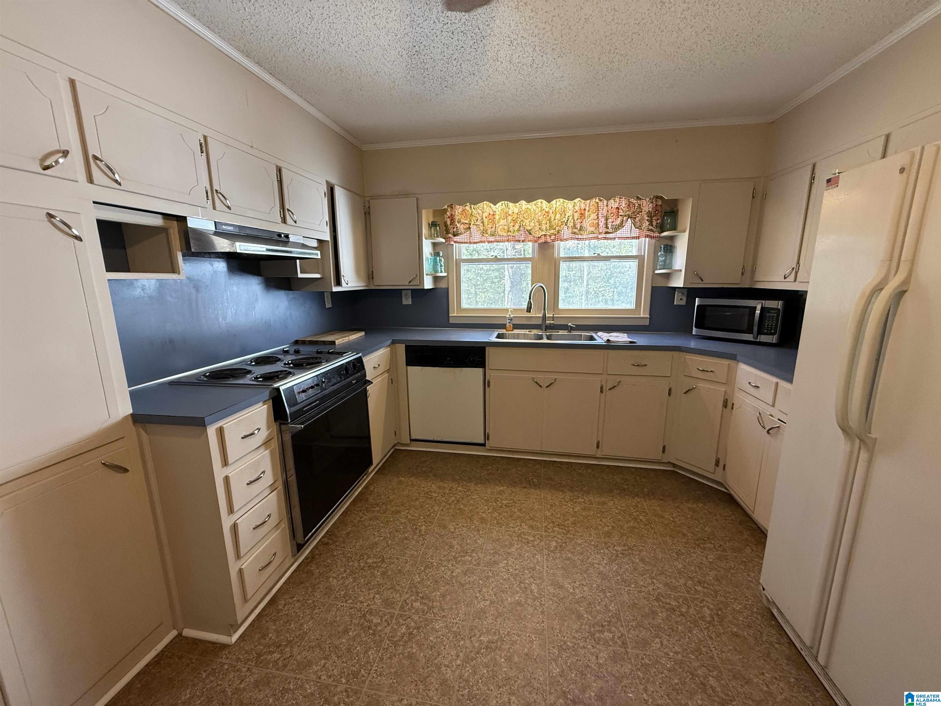 5075 Snowville Brent Road Dora, AL 35062 - Photo 8 of 22