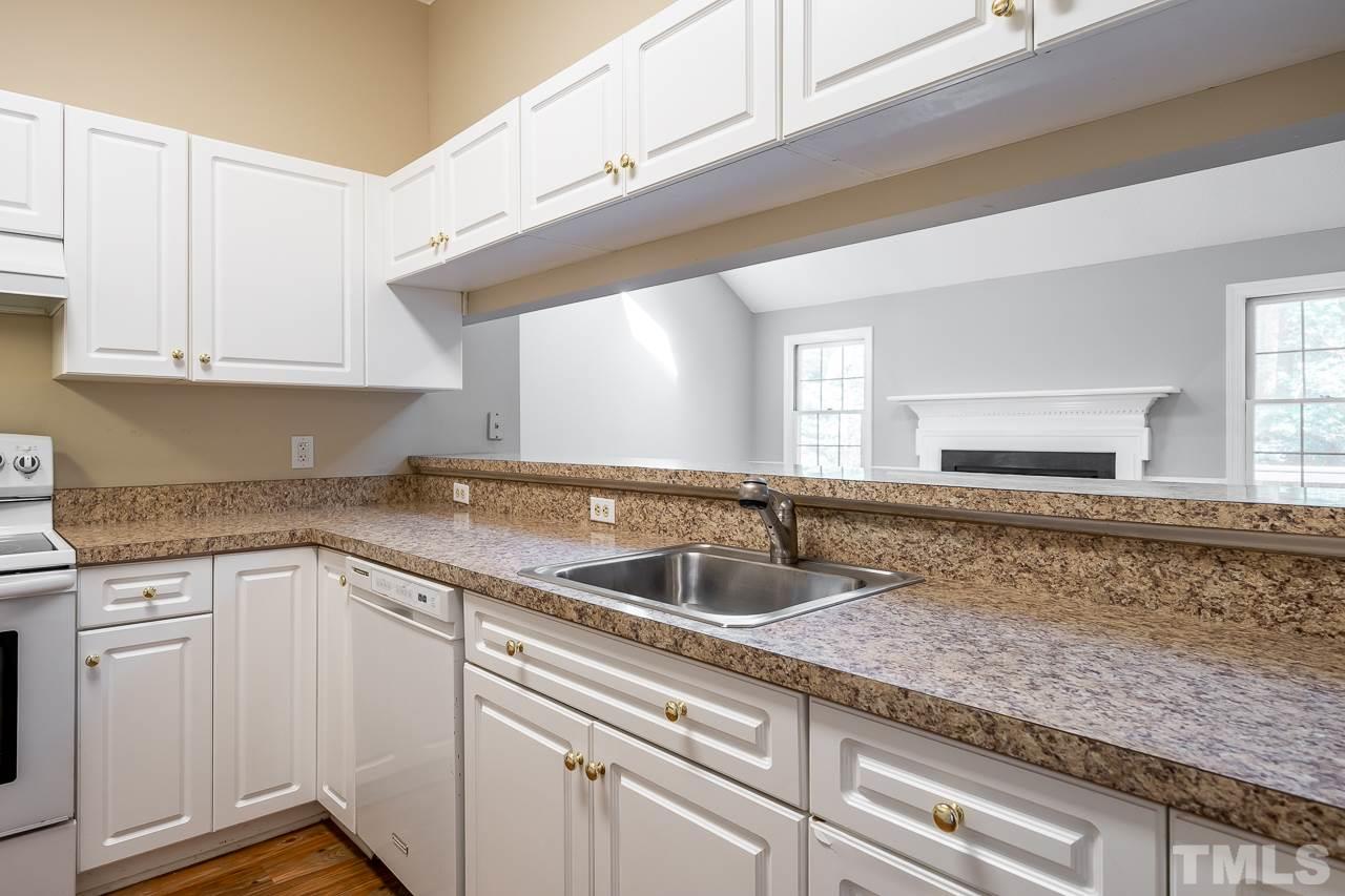 12504 Tappersfield Court Raleigh, NC 27613 - Photo 11 of 30 Gallery Image 11