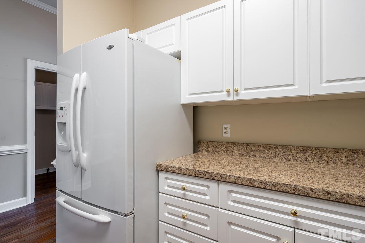 12504 Tappersfield Court Raleigh, NC 27613 - Photo 13 of 30 Gallery Image 13