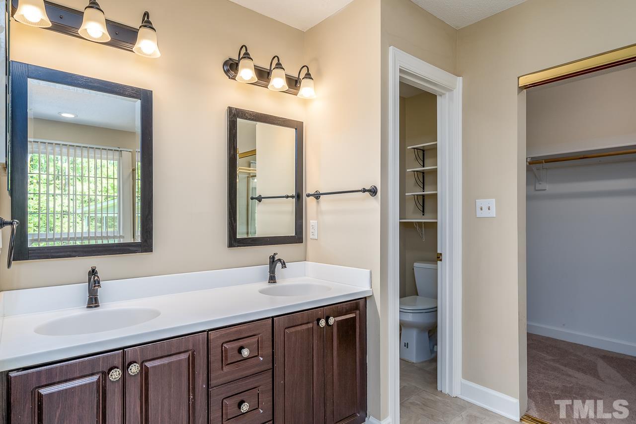 12504 Tappersfield Court Raleigh, NC 27613 - Photo 18 of 30 Gallery Image 18