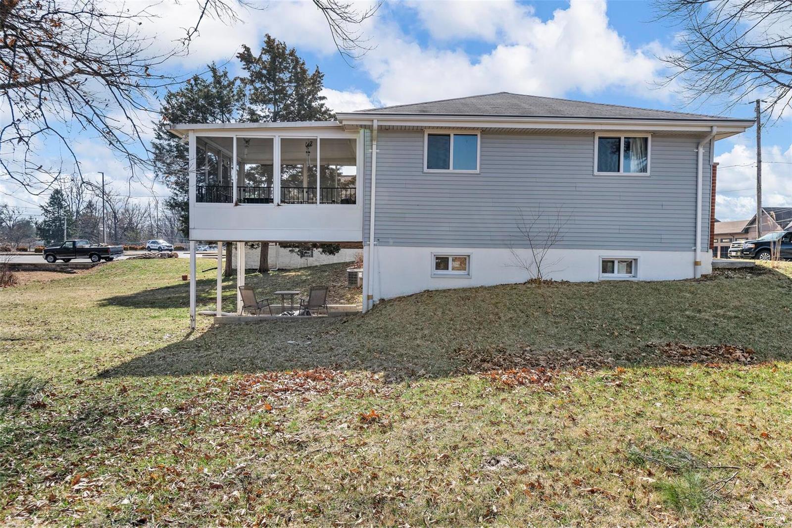 5730 Telegraph Road St. Louis, MO 63129 - Photo 3 of 27