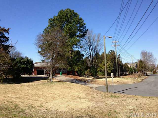 2534 Rea Road Charlotte, NC 28226 - Photo 2 of 9 Gallery Image 2
