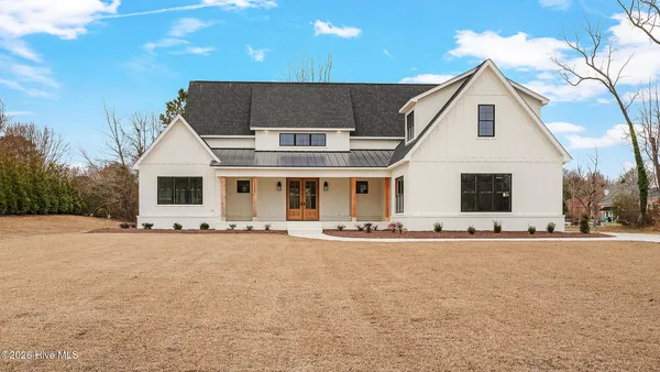 $700,000 | 2827 Landing Circle, Grimesland, NC 27837