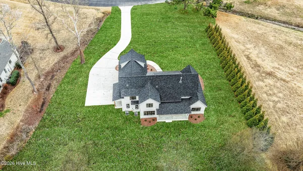 $700,000 | 2827 Landing Circle, Grimesland, NC 27837