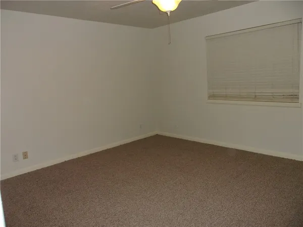 $1,950 | 438 Poenisch Drive, Corpus Christi, TX 78412