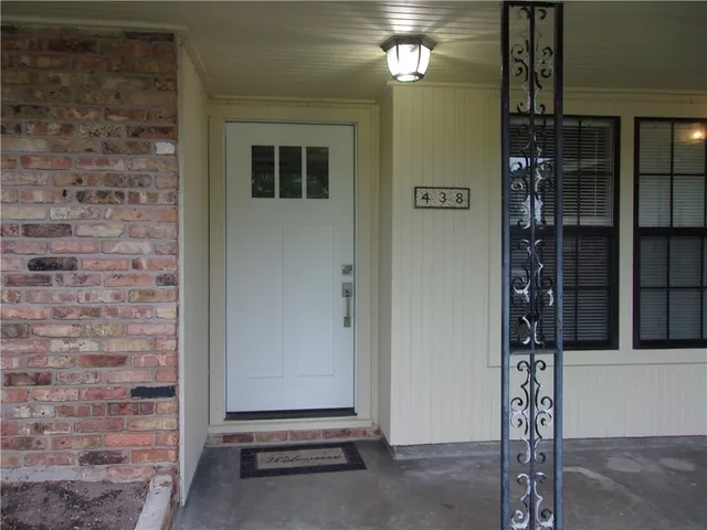 $1,950 | 438 Poenisch Drive, Corpus Christi, TX 78412