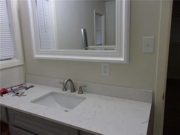 $1,950 | 438 Poenisch Drive, Corpus Christi, TX 78412