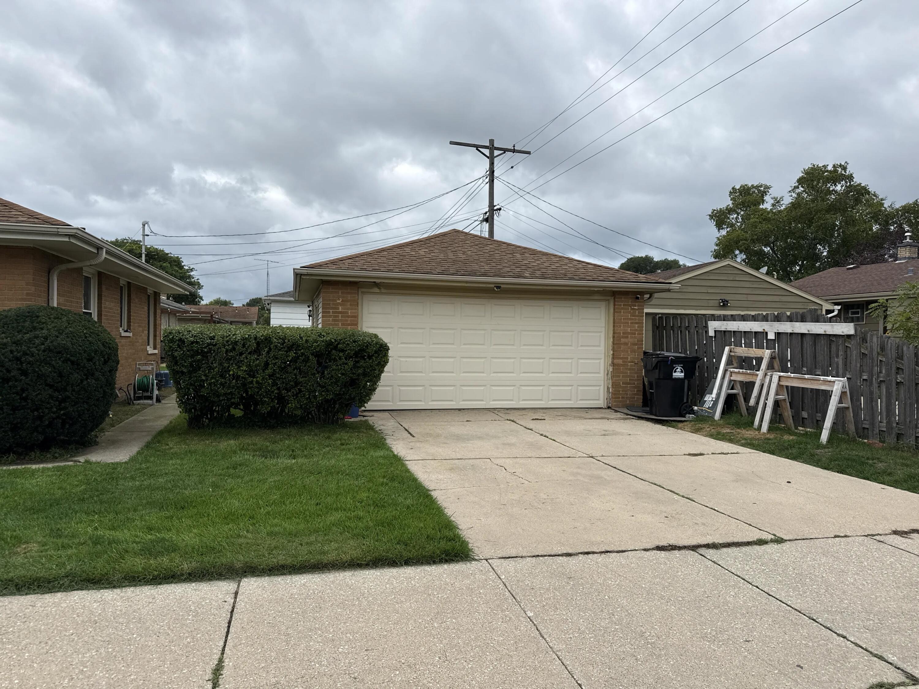 3800 Lasalle Street Racine, WI 53402 - Photo 5 of 74 Garage