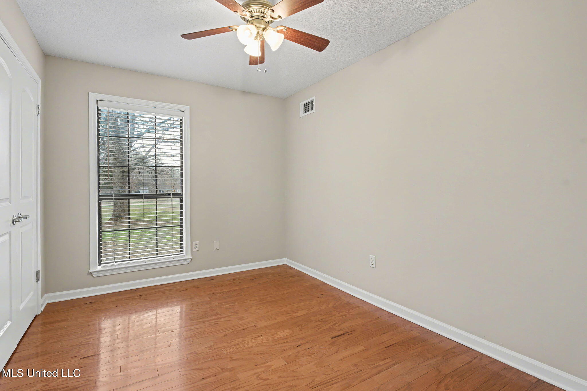3810 Church Road Horn Lake, MS 38637 - Photo 22 of 39 22-web-or-mls-3810 Church Rd-21