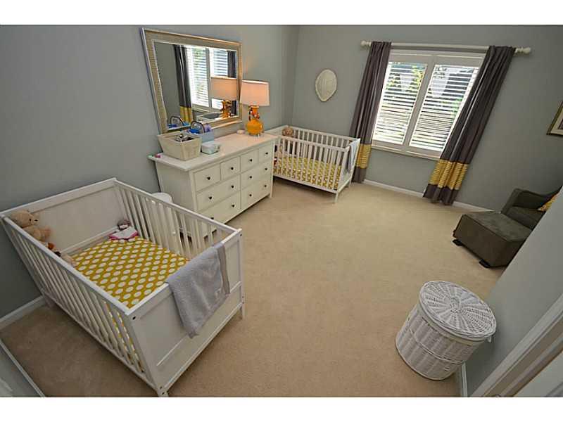 5011 Fall Creek Road Indianapolis, IN 46220 - Photo 12 of 24