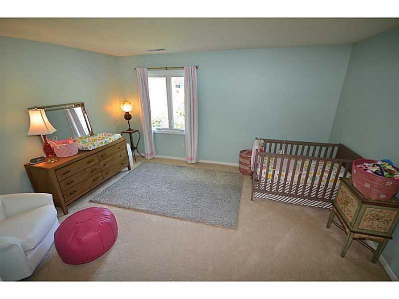 5011 Fall Creek Road Indianapolis, IN 46220 - Photo 14 of 24