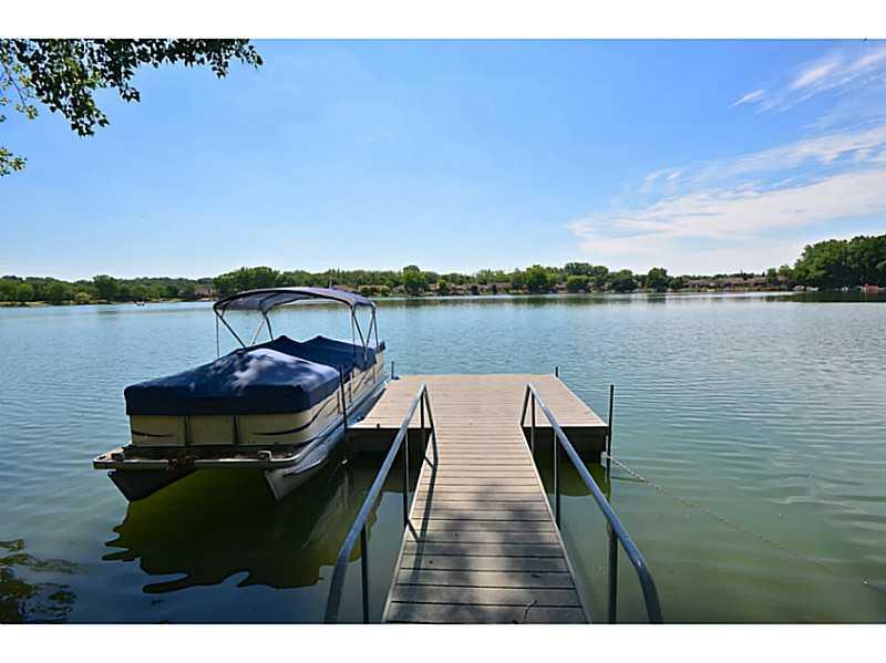 5011 Fall Creek Road Indianapolis, IN 46220 - Photo 3 of 24