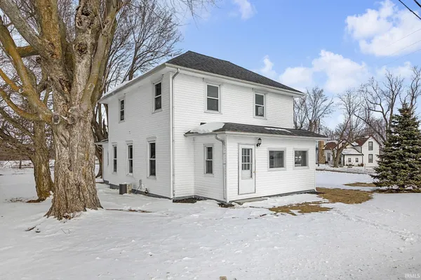 $285,000 | 3492 East Michigantown Road, Frankfort, IN 46041