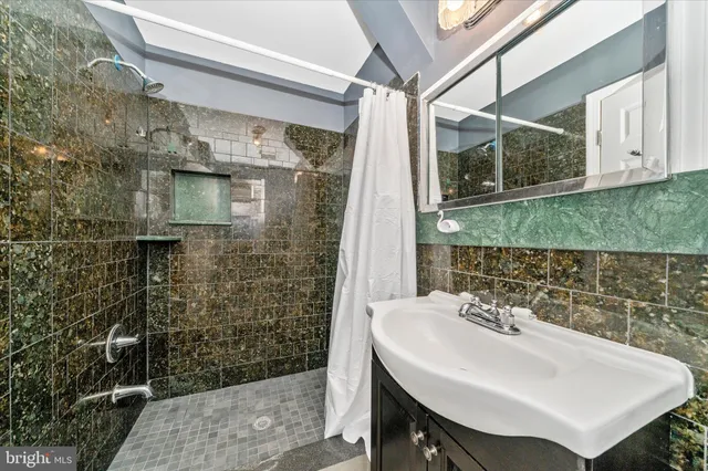 $500,000 | 5821 Mentana Street, Hyattsville, MD 20784