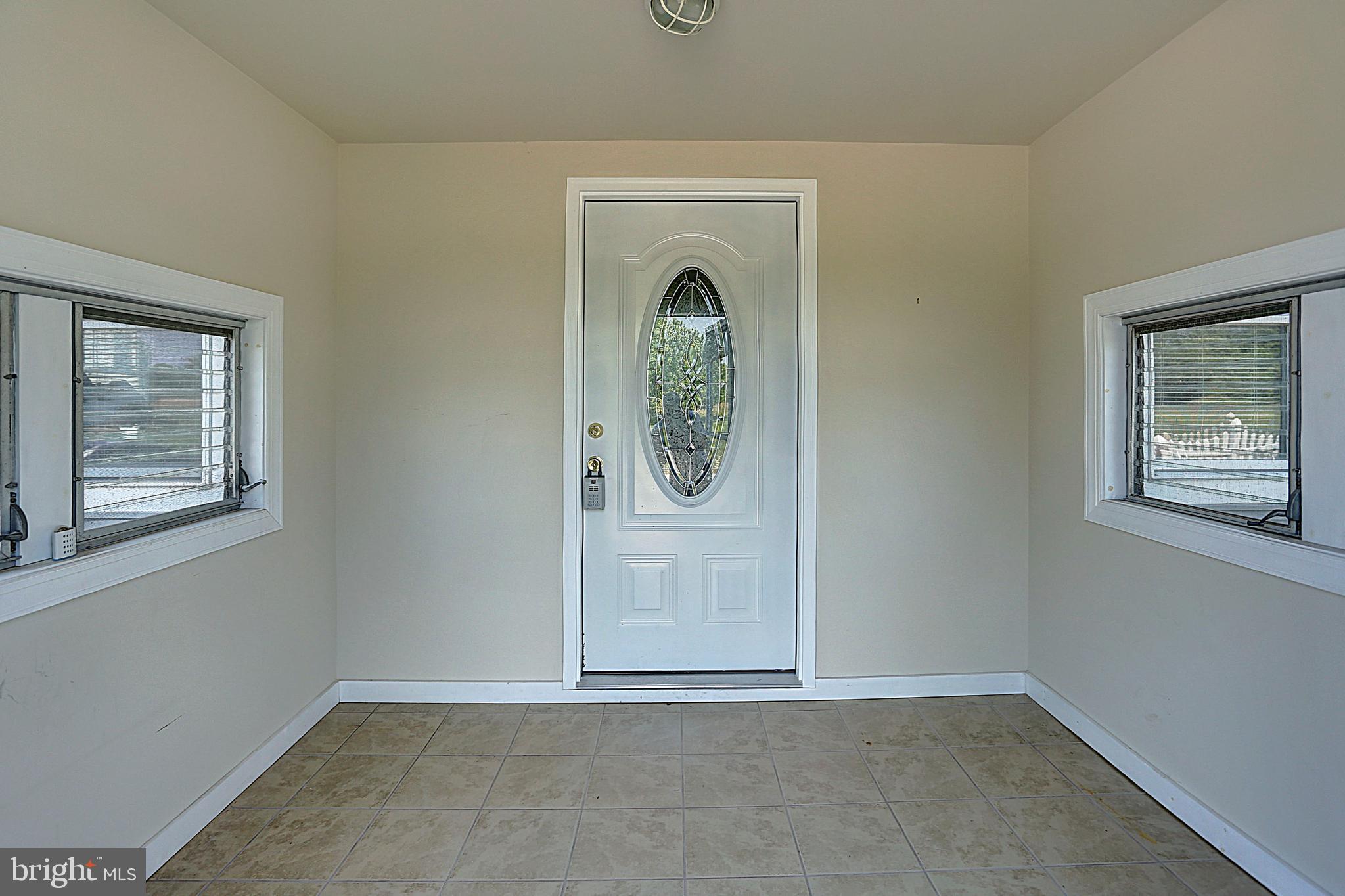 2140 Greenbriar Road York, PA 17404 - Photo 22 of 30