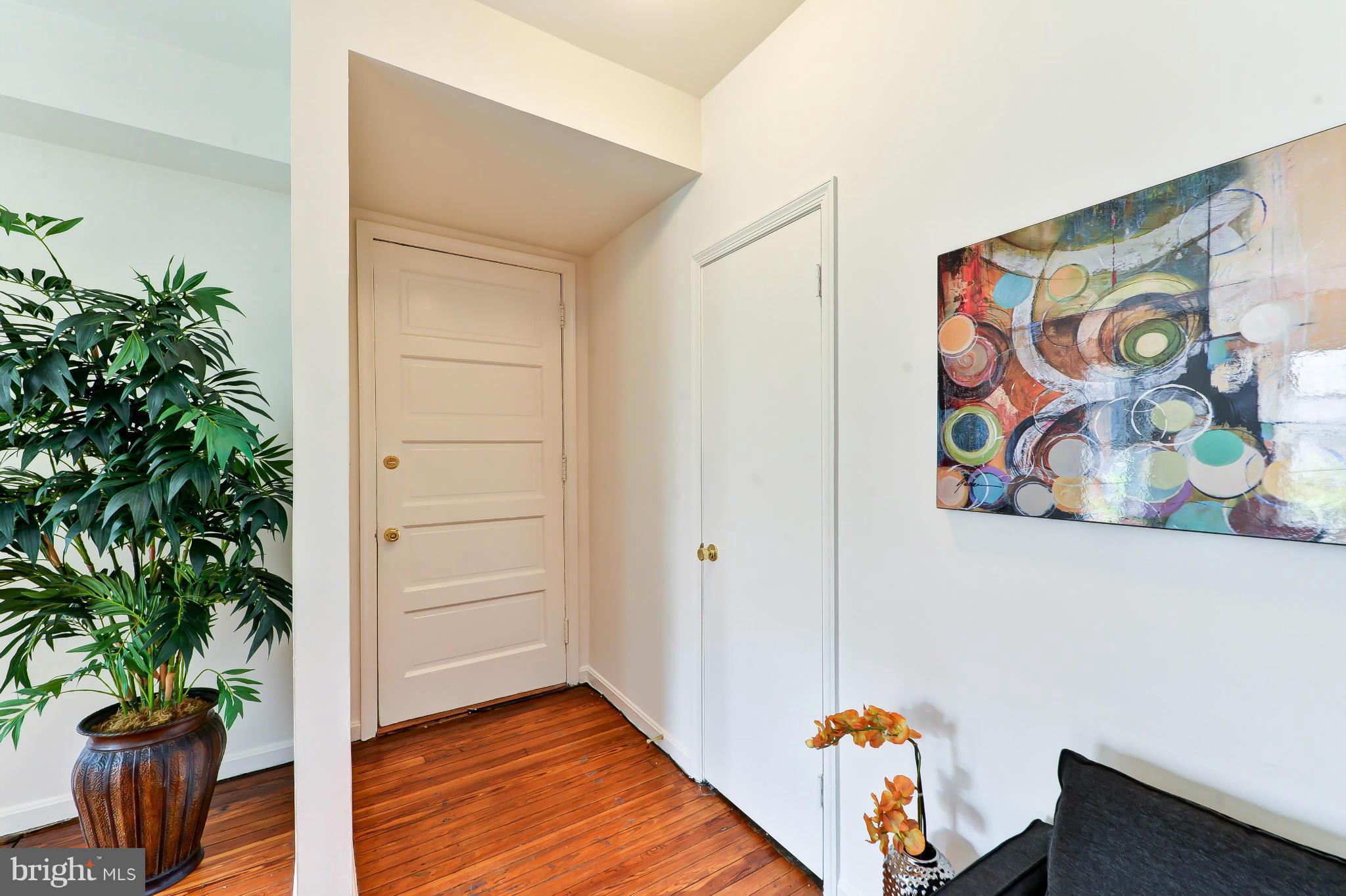 1717 T Street Northwest, Unit 21 Washington, DC 20009 - Photo 2 of 29 Living Room