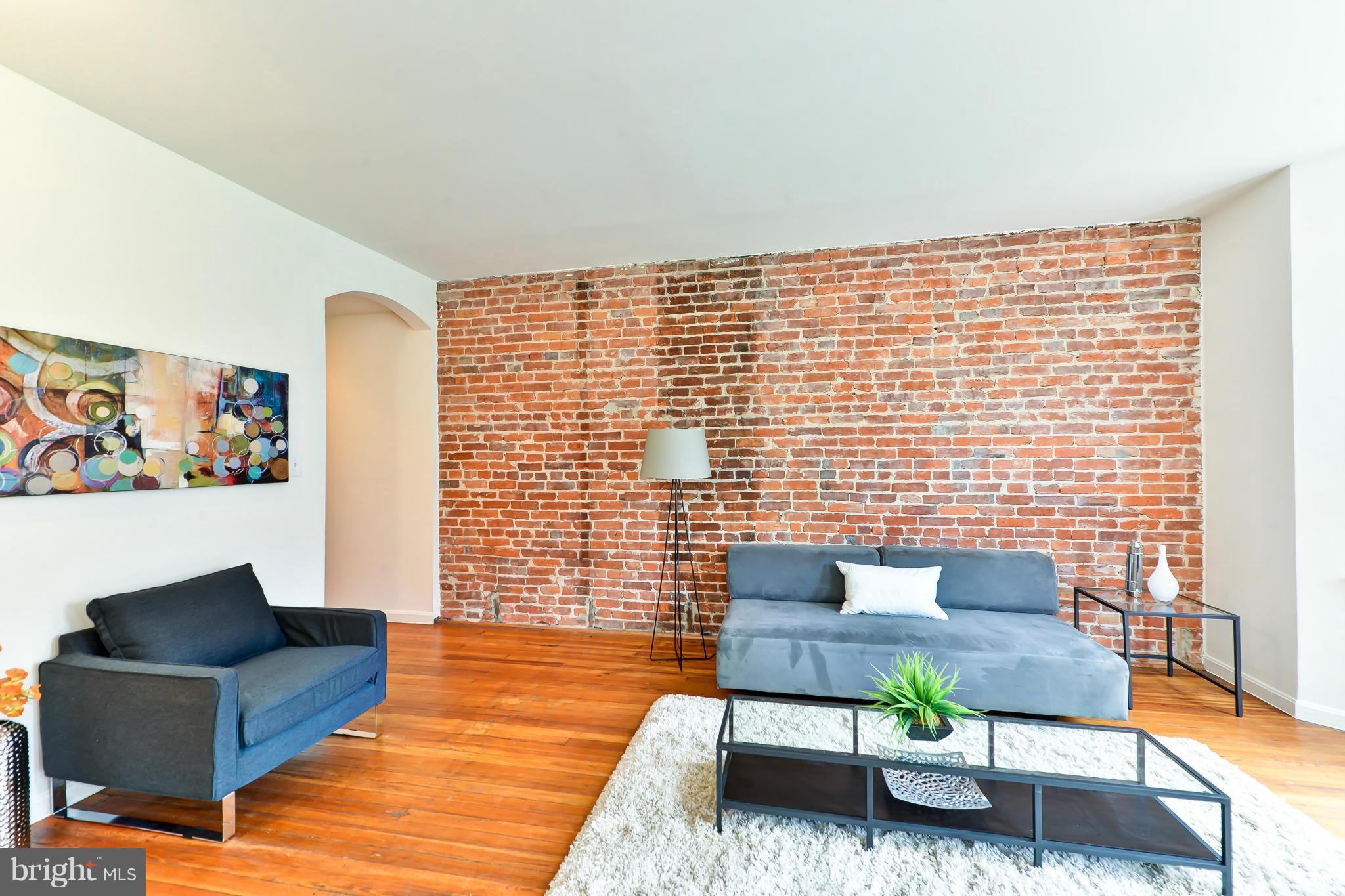 1717 T Street Northwest, Unit 21 Washington, DC 20009 - Photo 4 of 29 Living Room
