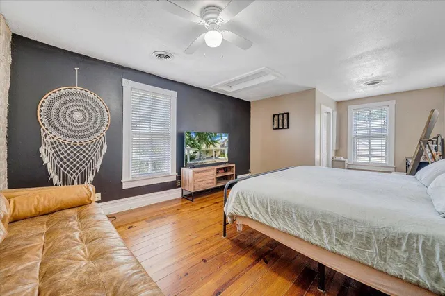 $299,999 | 367 Washington Avenue Southwest, Roanoke, VA 24016