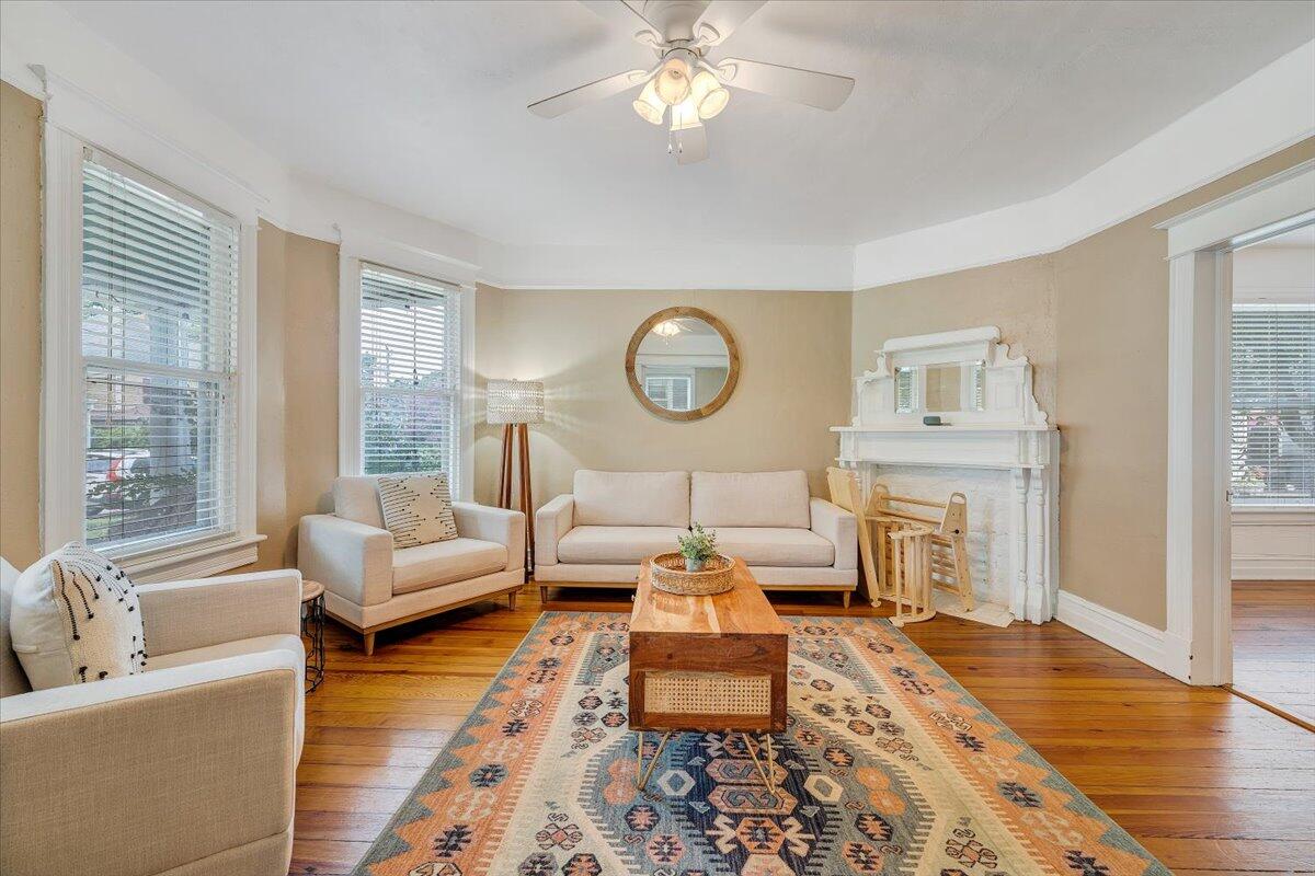 367 Washington Avenue Southwest Roanoke, VA 24016 - Photo 7 of 36 06-MIB09987