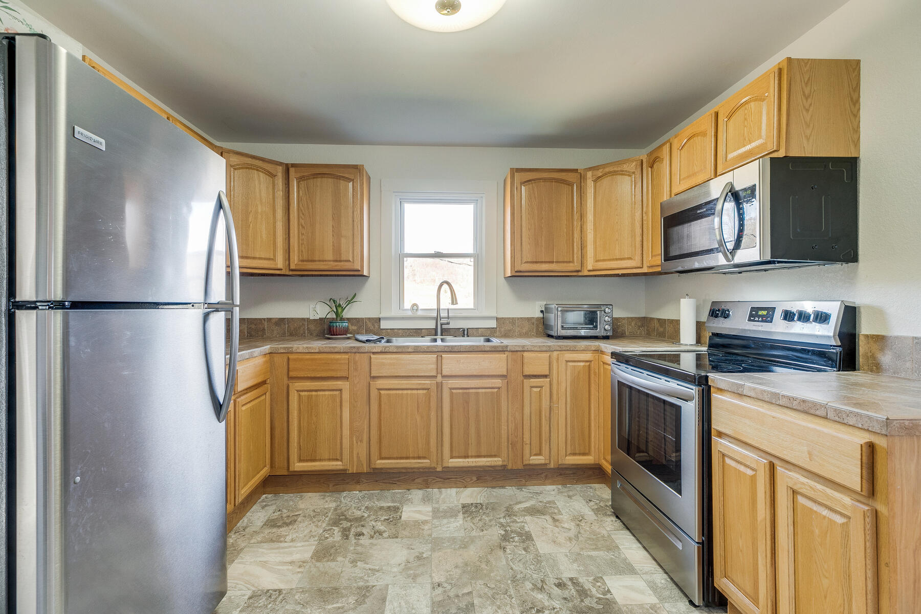 237 Ollie Collins Road Elizabethton, TN 37643 - Photo 11 of 26 011