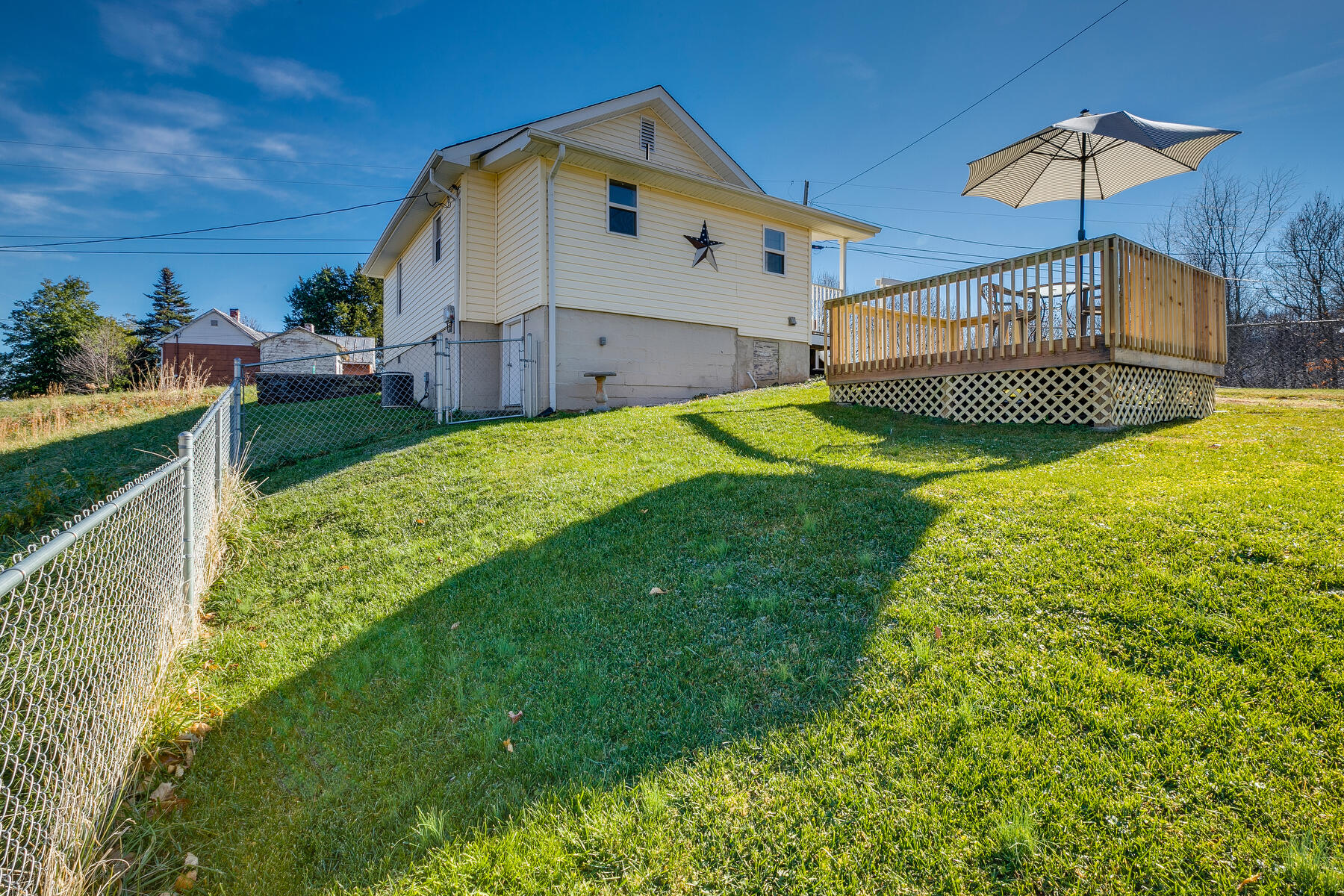 237 Ollie Collins Road Elizabethton, TN 37643 - Photo 25 of 26 025