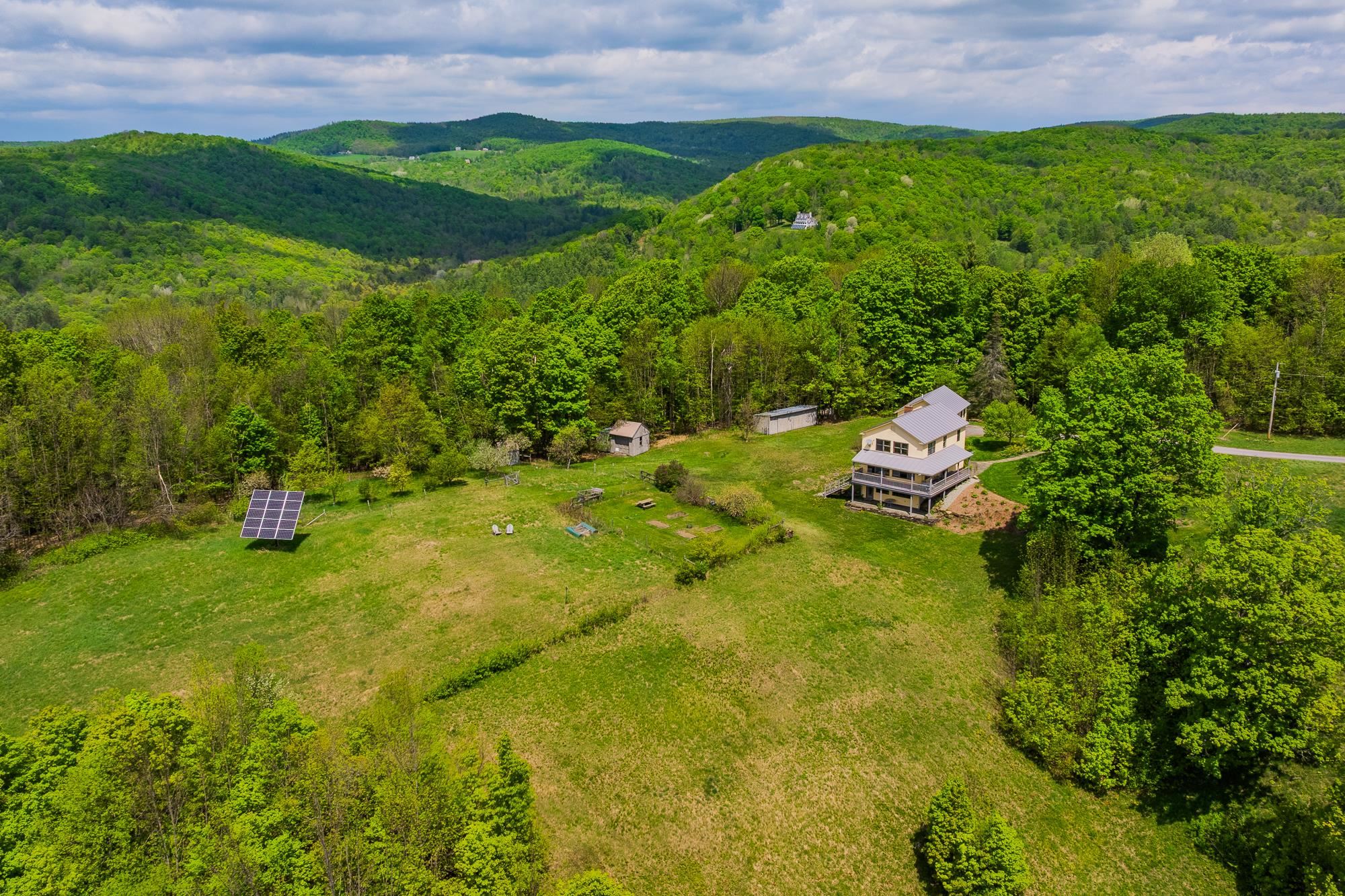 89 Jordan Road Strafford, VT 05072 - Photo 5 of 42
