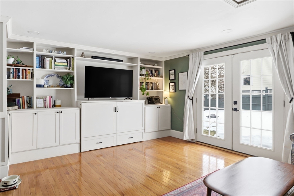 25 Sheldon Street Milton, MA 02186 - Photo 13 of 28