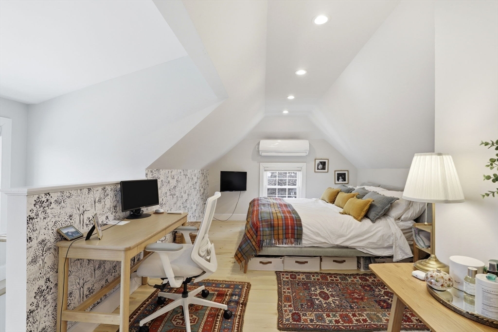 25 Sheldon Street Milton, MA 02186 - Photo 20 of 28