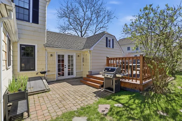 $1,075,000 | 25 Sheldon Street, Milton, MA 02186