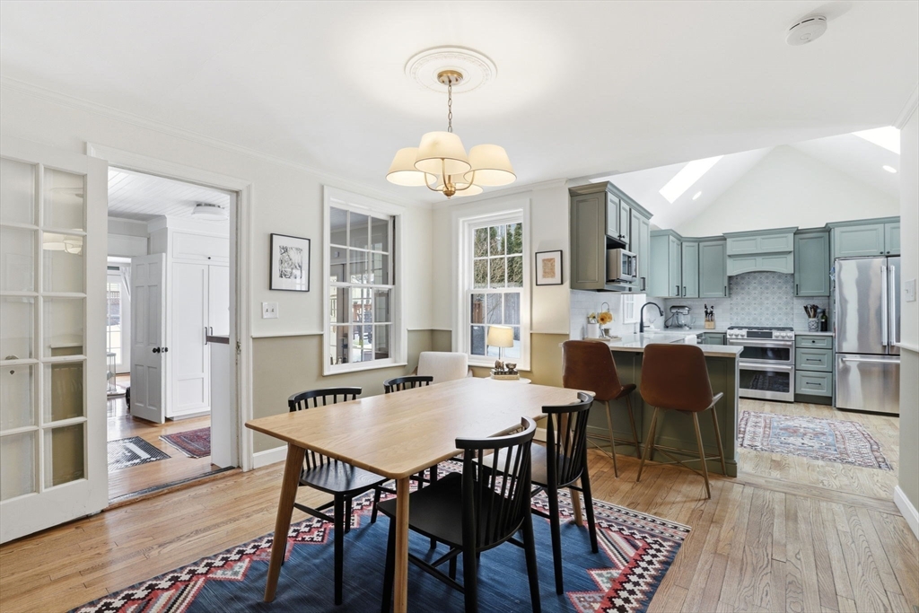 25 Sheldon Street Milton, MA 02186 - Photo 7 of 28