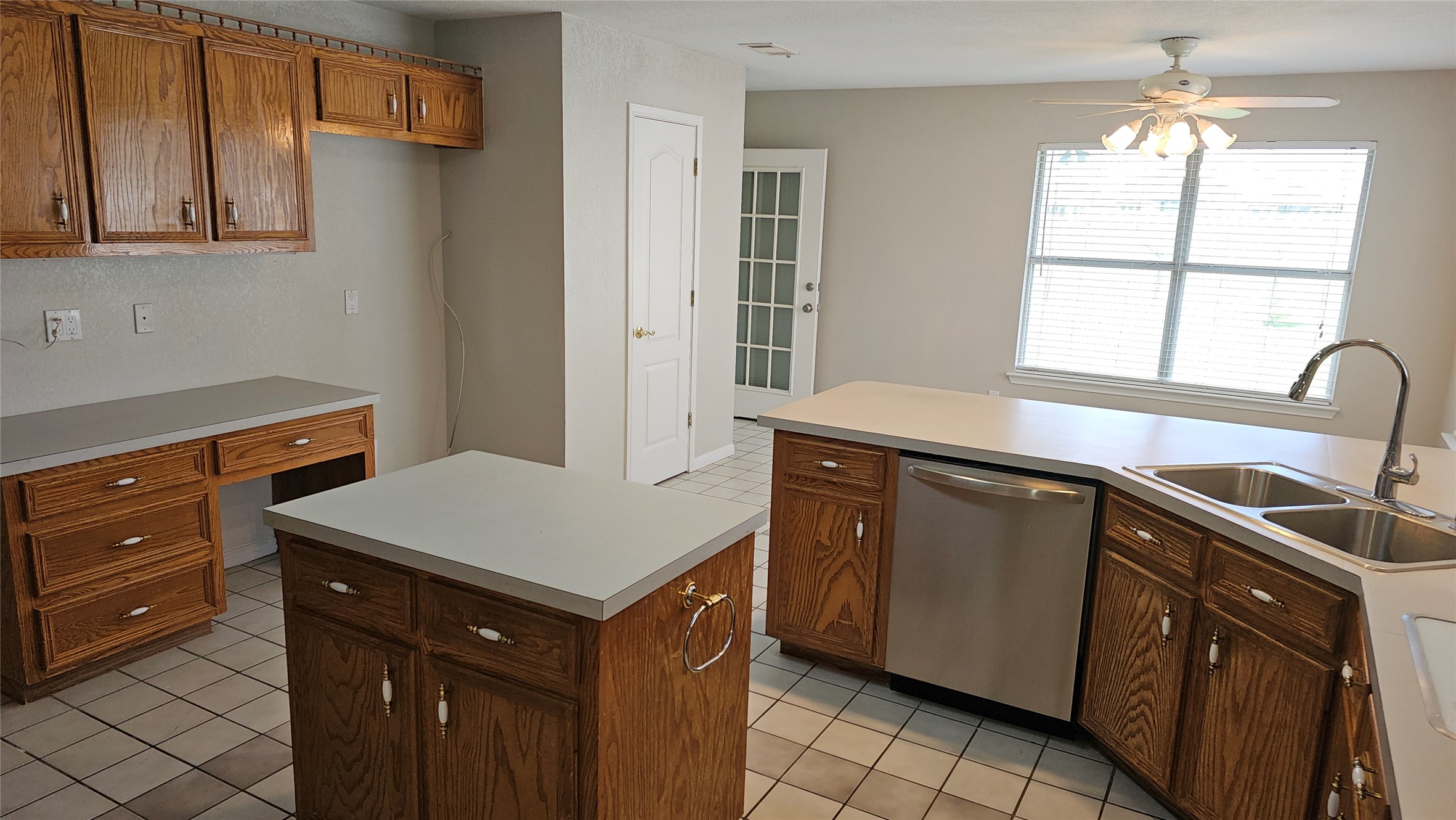 16 Brenda Lane Round Rock, TX 78665 - Photo 16 of 40 a kitchen with a sink stove and cabinets