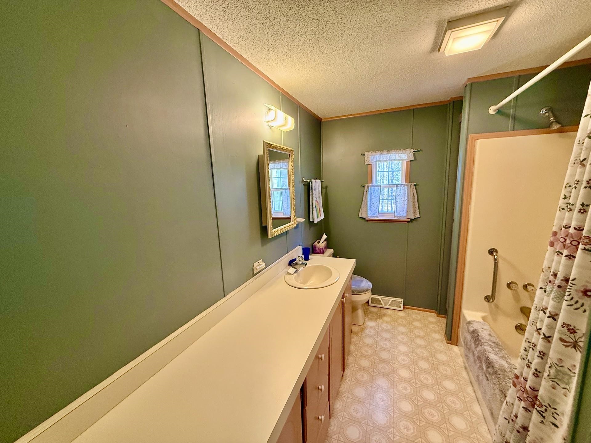 186 Deer Path Road Hopkinton, NH 03229 - Photo 20 of 27