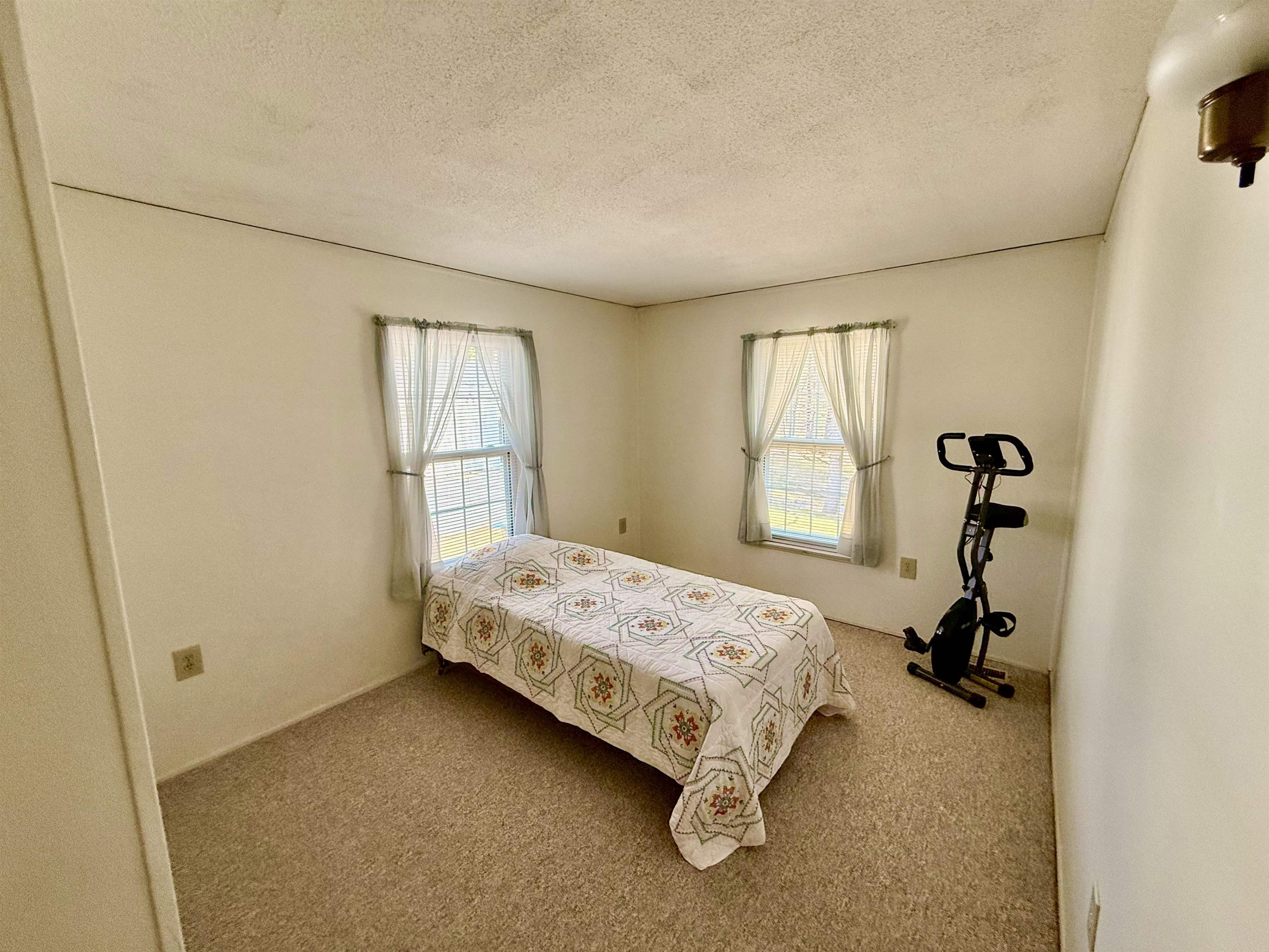 186 Deer Path Road Hopkinton, NH 03229 - Photo 21 of 27