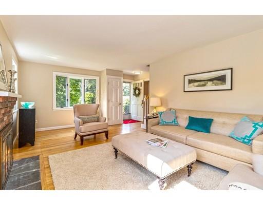 27 Strawberry Hill Road Natick, MA 01760 - Photo 3 of 28 Gallery Image 3