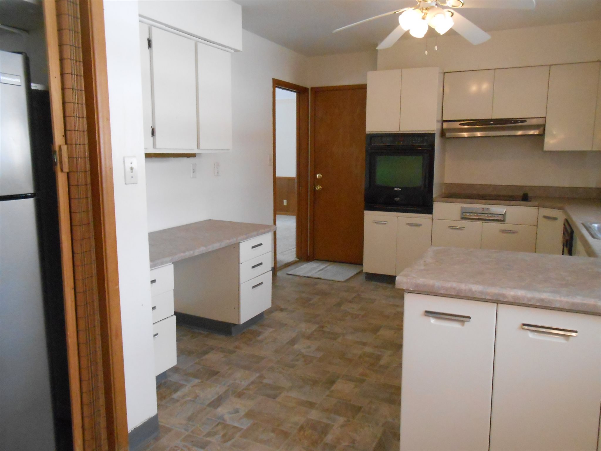 4928 Old Mill Road Fort Wayne, IN 46807 - Photo 5 of 11