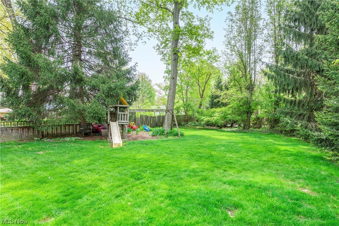 25035 Lake Road Bay Village, OH 44140 - Photo 30 of 35 Gallery Image 30