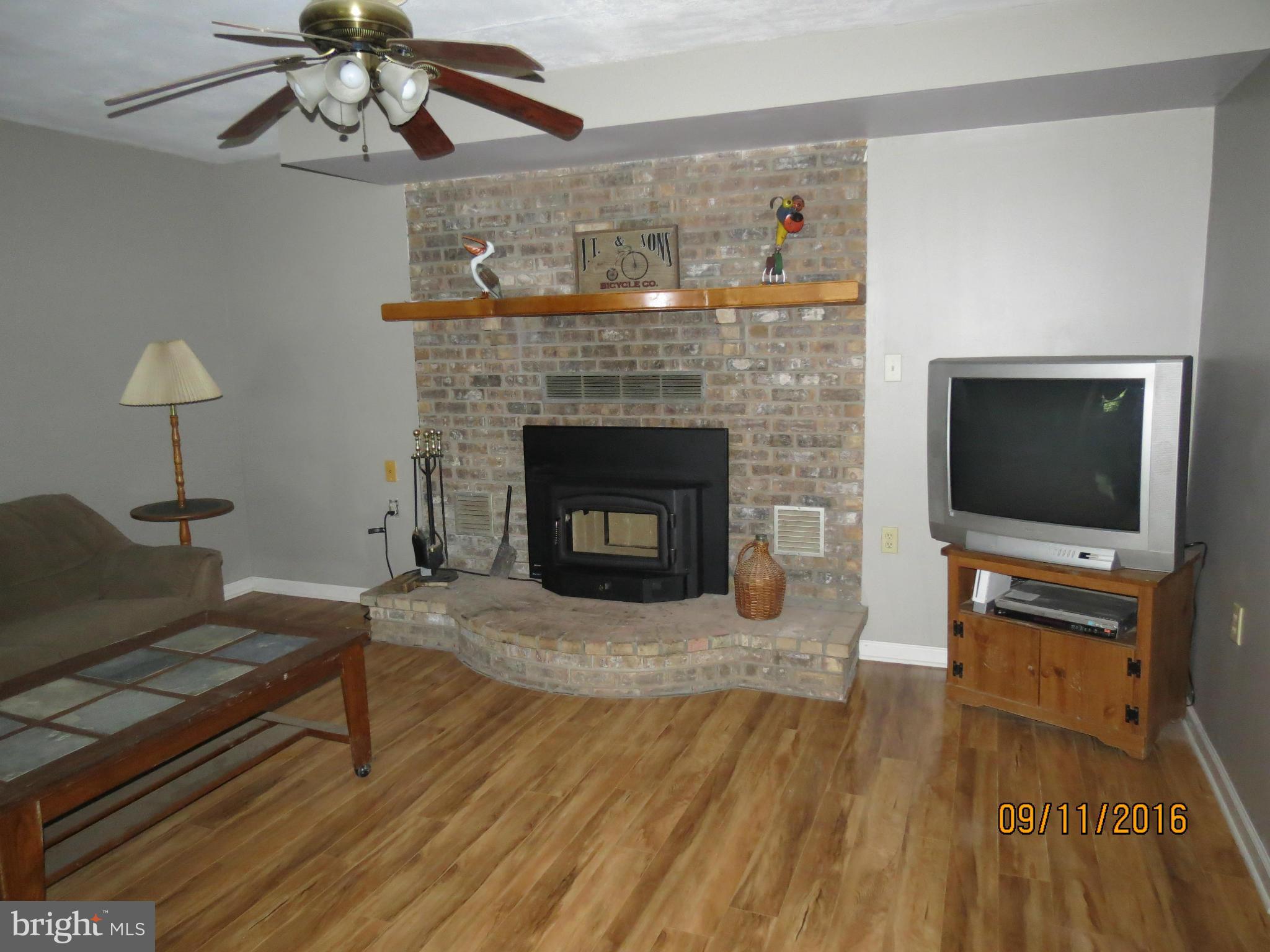 2017 Garrett Road Manchester, MD 21102 - Photo 21 of 30 Family Room with Fresh Paint and Flooring