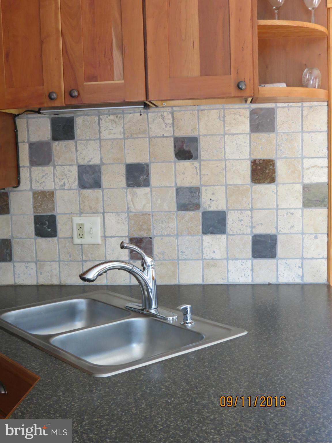 2017 Garrett Road Manchester, MD 21102 - Photo 6 of 30 Beautiful Ceramic Back Splash
