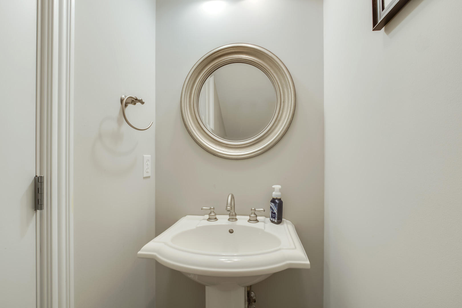 101 Liberty Court Oak Ridge, TN 37830 - Photo 15 of 40 14_LibertyCourt_101_HalfBath