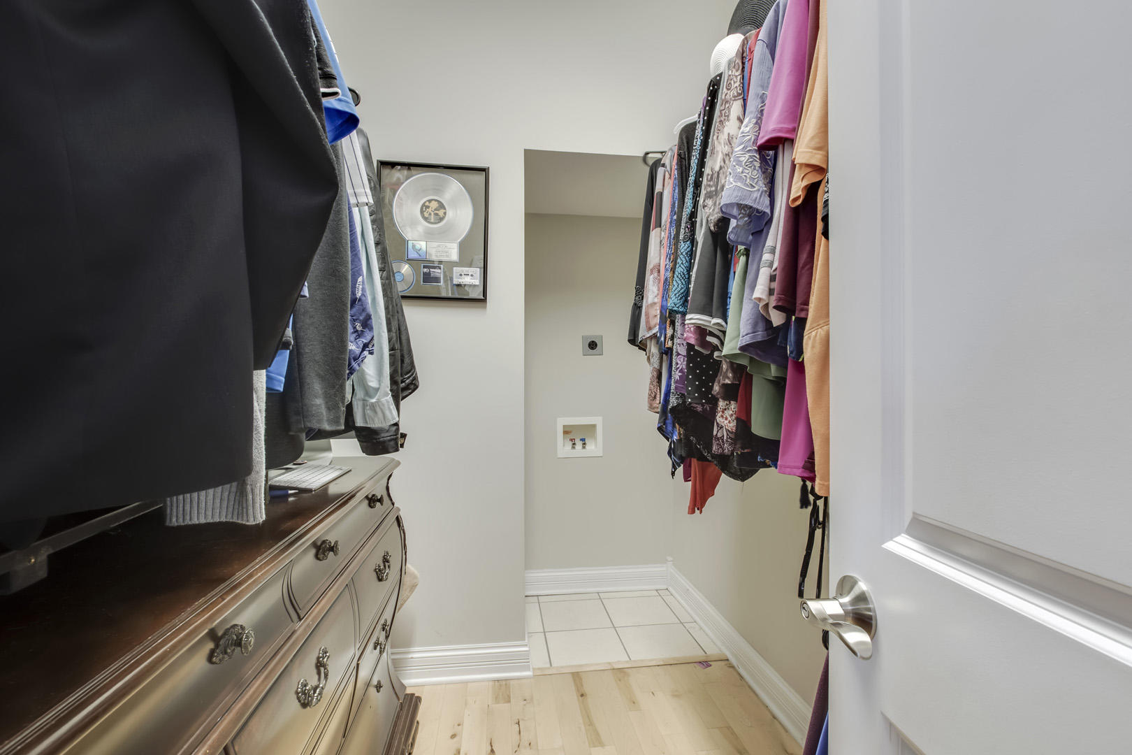 101 Liberty Court Oak Ridge, TN 37830 - Photo 18 of 40 17_LibertyCourt_101_MasterCloset-LowerLa