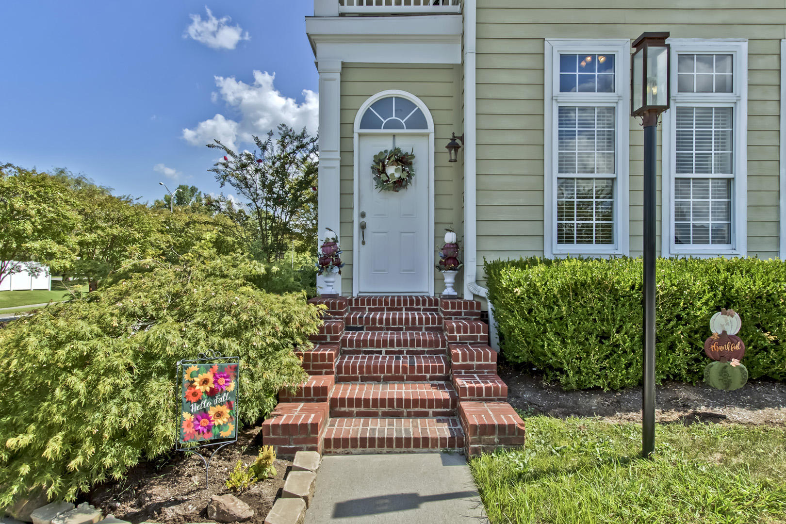 101 Liberty Court Oak Ridge, TN 37830 - Photo 3 of 40 02_LibertyCourt_101_FrontEntry