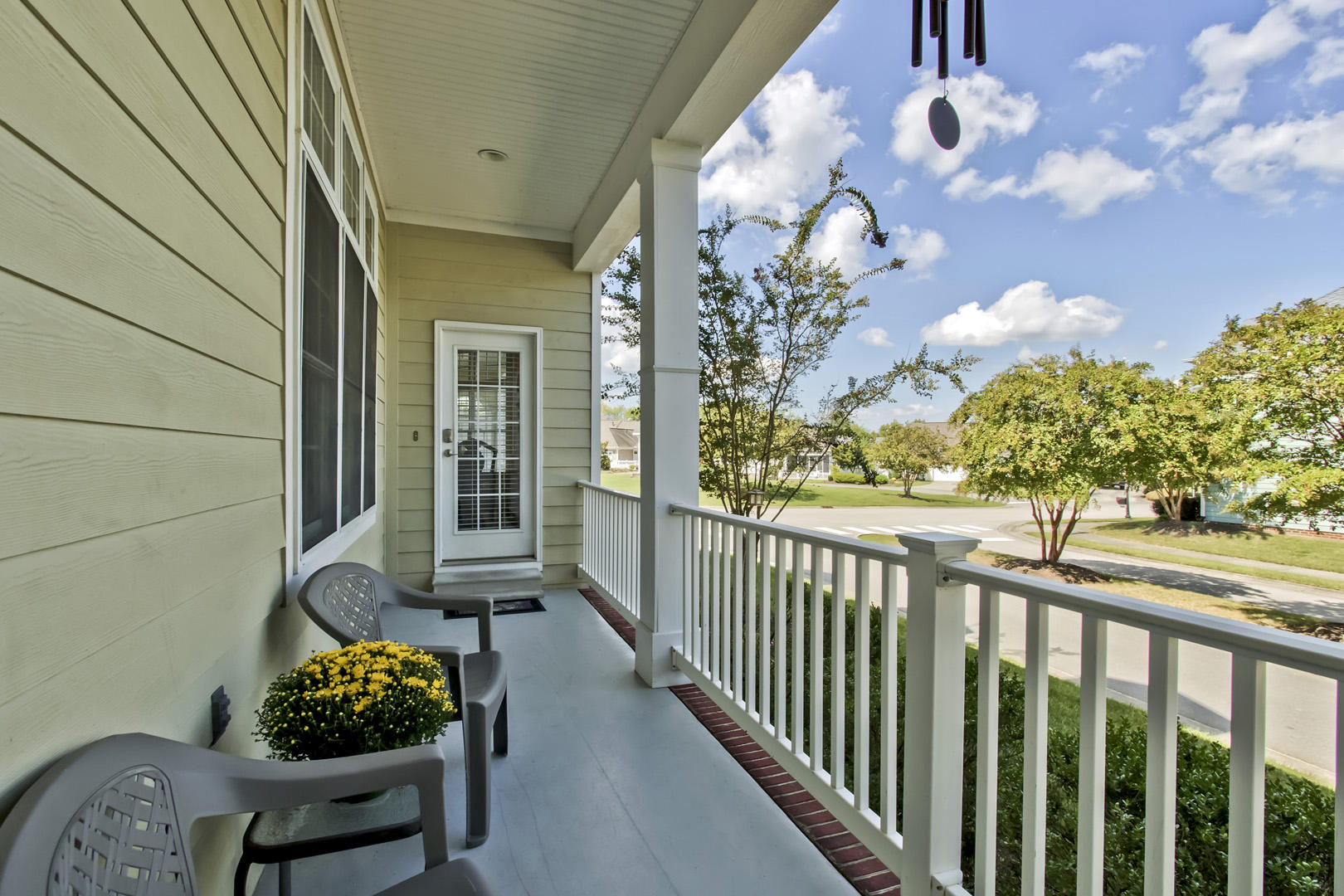 101 Liberty Court Oak Ridge, TN 37830 - Photo 35 of 40 34_LibertyCourt_101_FrontPorch2_DiningEn