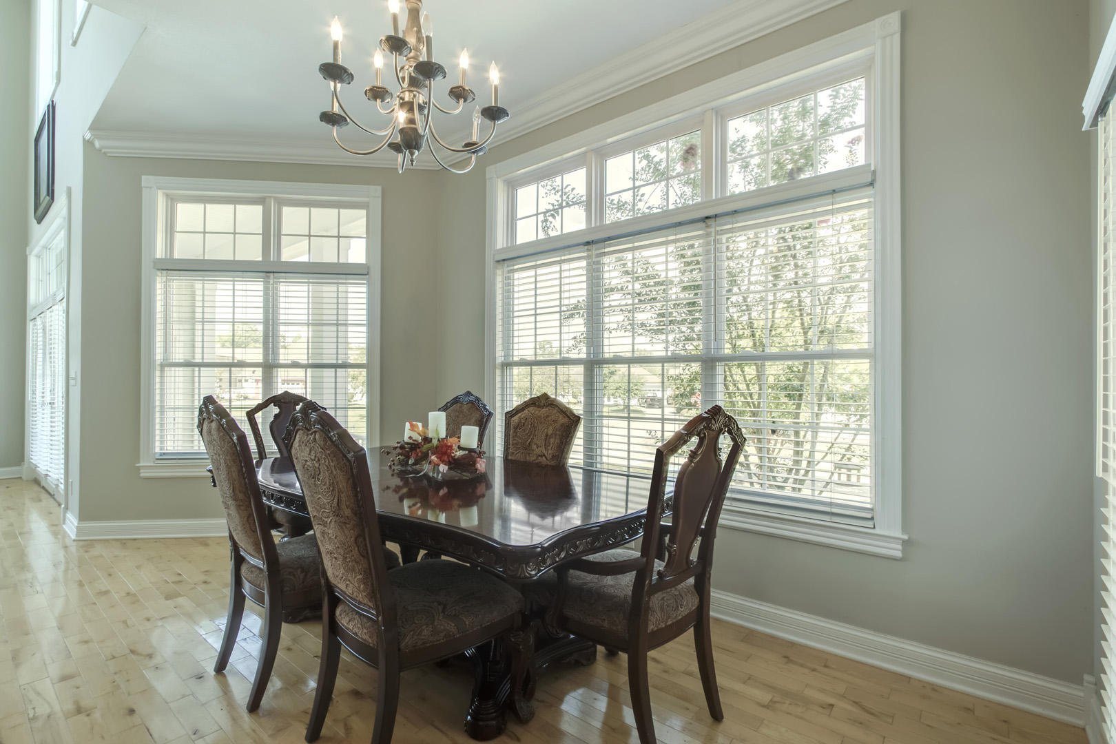 101 Liberty Court Oak Ridge, TN 37830 - Photo 10 of 40 09_LibertyCourt_101_Dining02