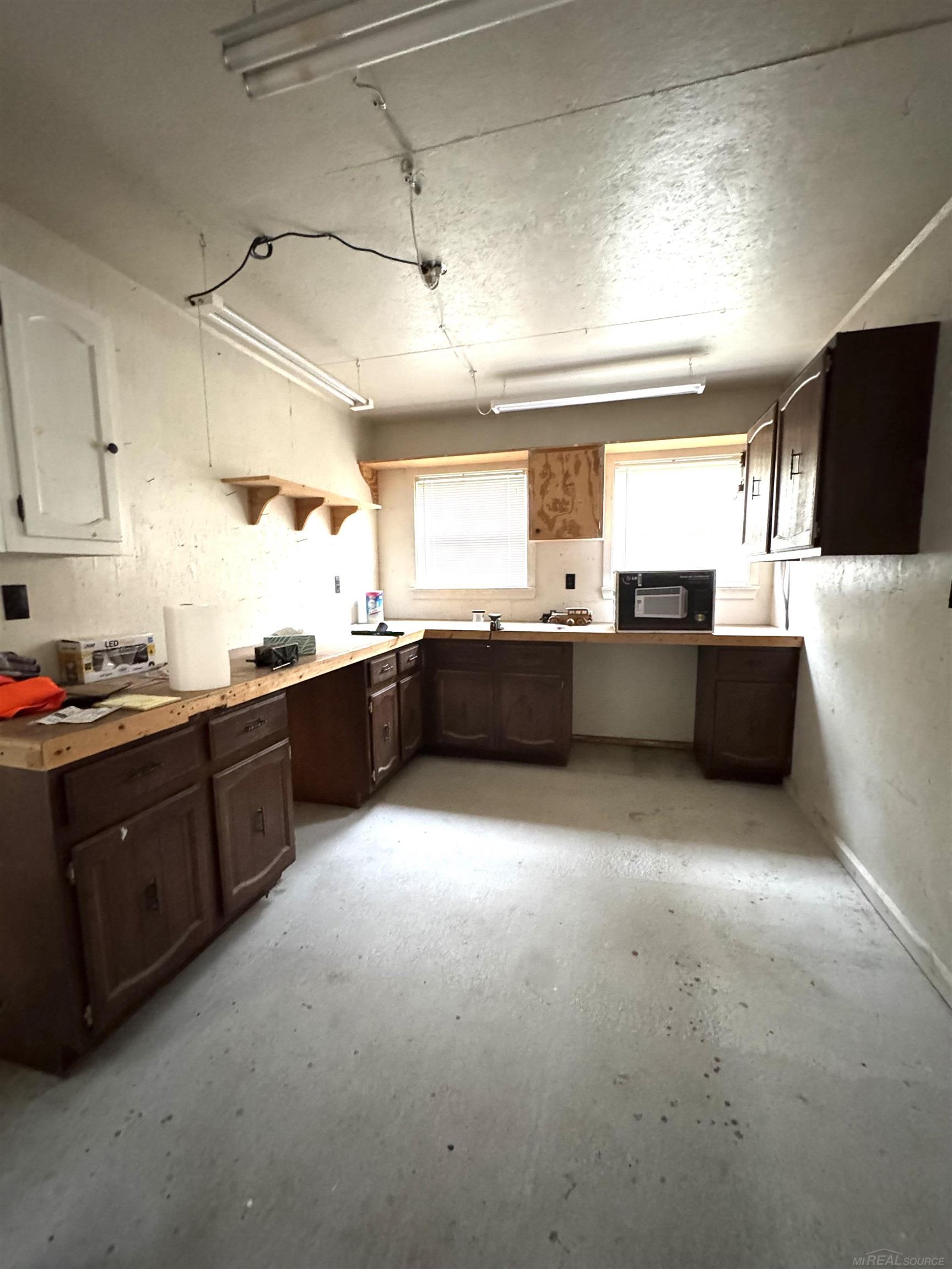 1228 North Main Street Rochester, MI 48307 - Photo 23 of 24