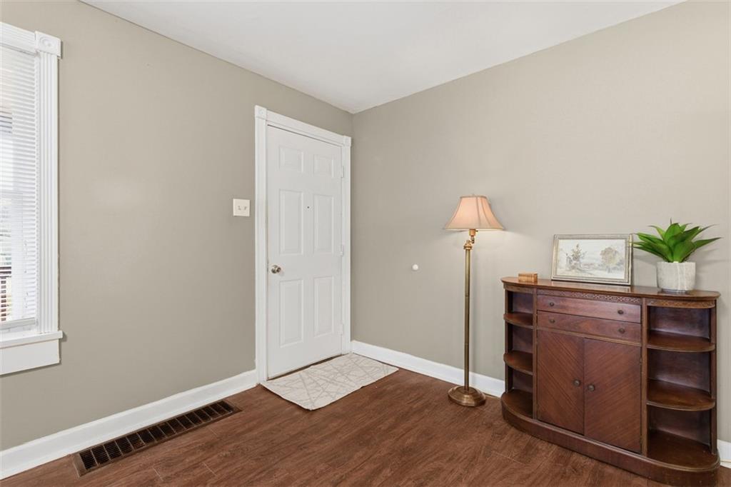 2609 Lah Road Gibsonia, PA 15044 - Photo 6 of 48