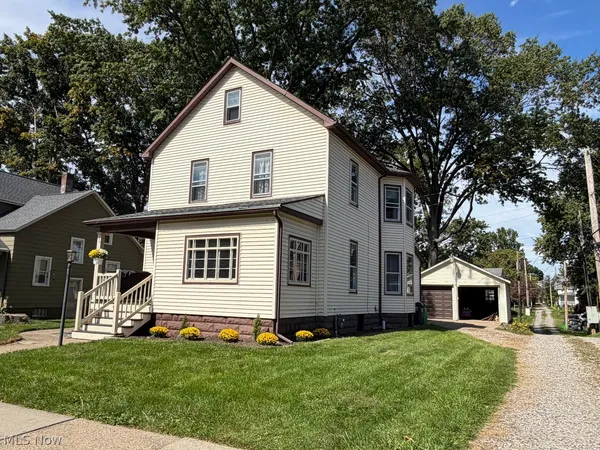 $246,900 | 123 West 8th Street, Dover, OH 44622