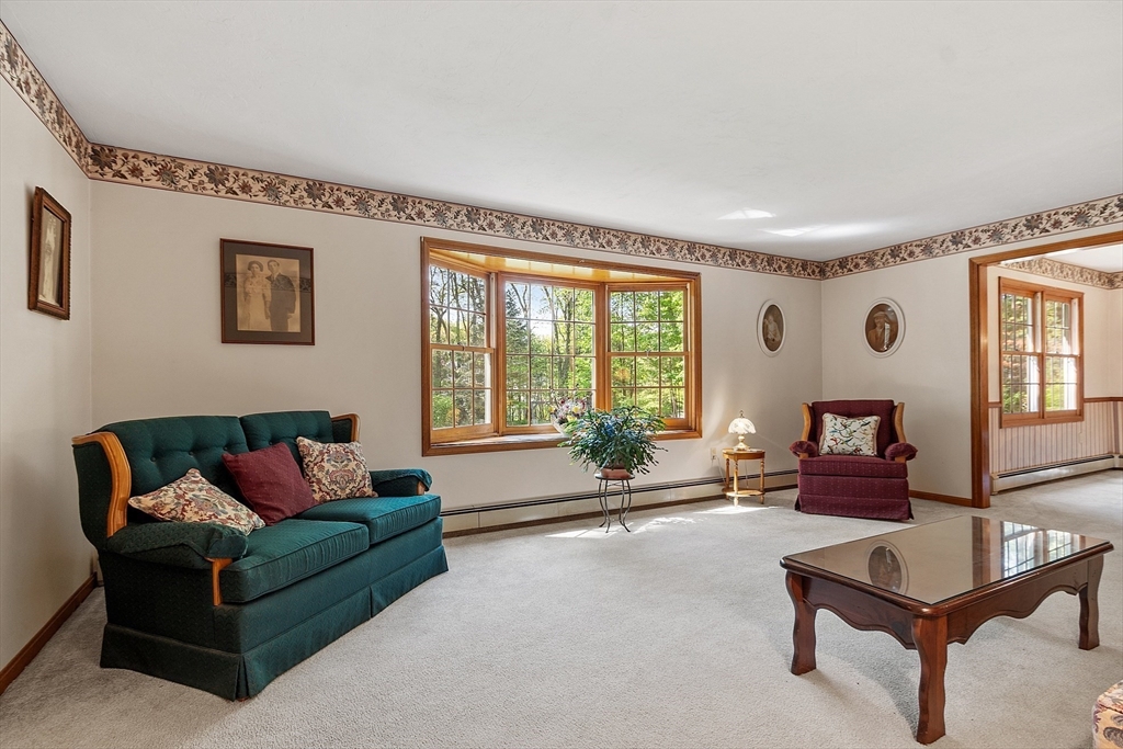 4 Clark Road Littleton, MA 01460 - Photo 5 of 34