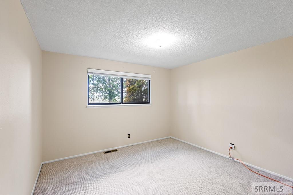 624 West Tyhee Road Pocatello, ID 83202 - Photo 15 of 29