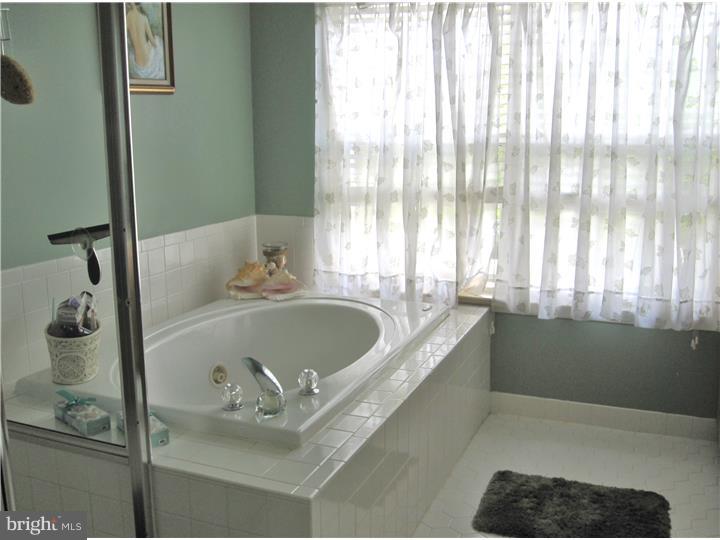 323 Watkins Road Pennington, NJ 08534 - Photo 19 of 24